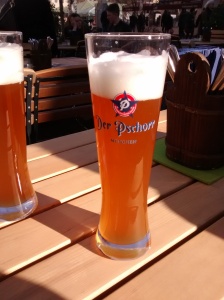 A sunny day in Der Pschorr's biergarten